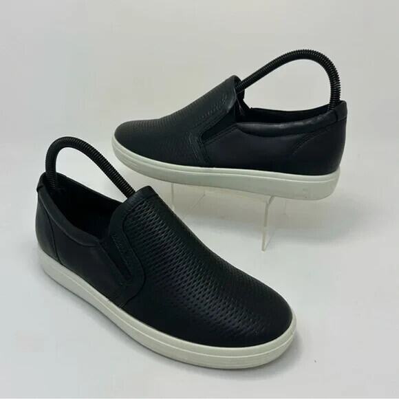 Ecco Shoes - ECCO Soft Classic Women's Black Leather Slip-On Sneakers Perforated Comfort (37)